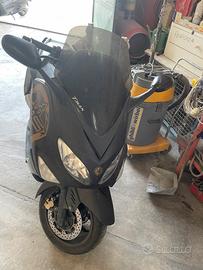 Yamaha tmax 500