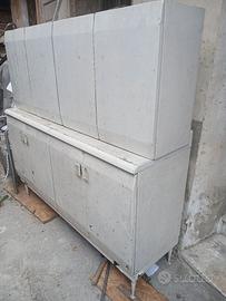 armadio in  ferro 