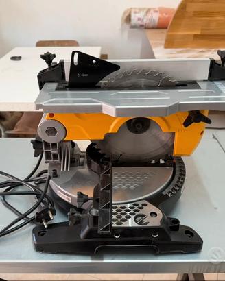Troncatrice per legno Femi tr-076 DEL 2022
