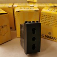 VIMAR EIKON 20203 - Presa 2P+T 16A P17/11