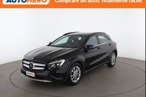 MERCEDES-BENZ GLA 180 TA48906