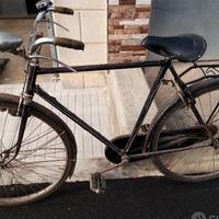 Bicicletta con freni a bacchetta 