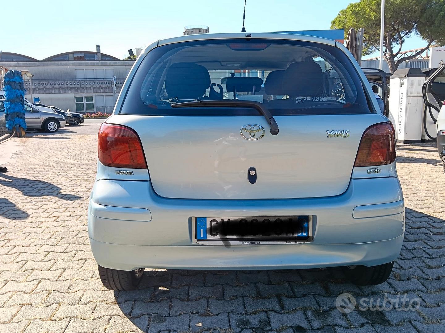 Toyota Yaris 2005 photo 2