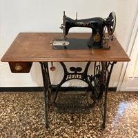 Macchina da cucire SINGER