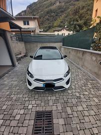 KIA ProCeed 1.5 T-GDI MHEV DCT GT Line Plus
