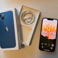 iPhone 13 256gb con scatola e tre cover, perfetto
