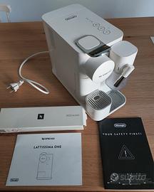 Nespresso Lattissima One + Kit Anticalcare 