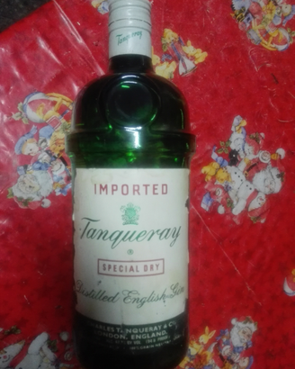 Tanqueray e vecchia romagna