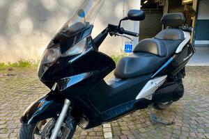 Honda Silverwing 600