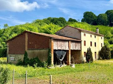 Rustico / Casale di 300 m² a Sarego