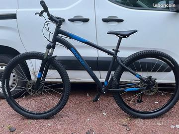 Bici mountain bike ROCKRIDER 520