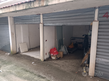 Box posto auto coperto via B. Croce 59