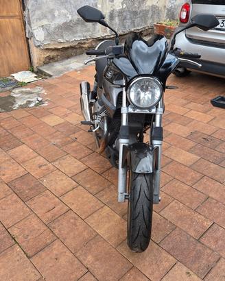 MotoGuzzi Breva 750