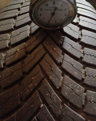 4 Gomme SEMINUOVE 195/60-16 Bridìgestone 4stagioni