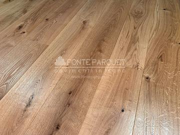 Parquet Rovere rustico verniciato ambra