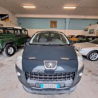 Peugeot 3008 1.6 e-HDi 112CV cambio robotizzato S.
