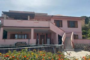 Villa Unifamiliare con giardino