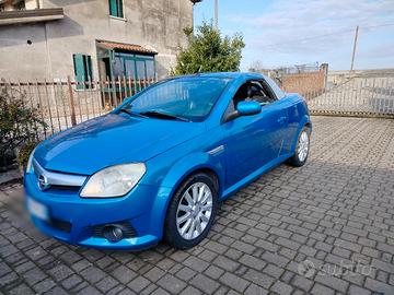 Opel Tigra Twintop 1.4 Gpl