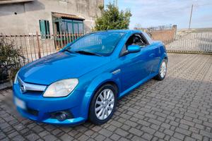 Opel Tigra Twintop 1.4 Gpl