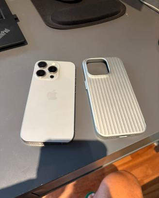 Iphone 15 pro titanio naturale