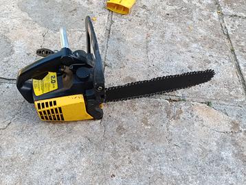 motosega a scoppio mculloch MAC 130