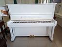 pianoforte-verticale-kawai-bl-31-bianco