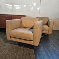 Coppia di Poltrone in pelle Nevada girevoli