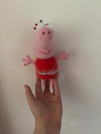 Pupazzo peppa pig principessa