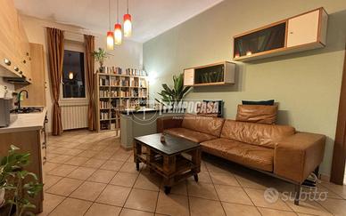 RIF. 475 - TRILOCALE RISTRUTTURATO IN CENTRO PAESE