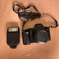 canon analogica EF-M obiettivo 50mm e flash canon 