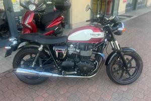 Triumph Bonneville NewChurch
