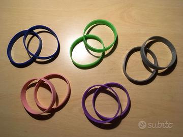 Braccialetti in silicone colorati