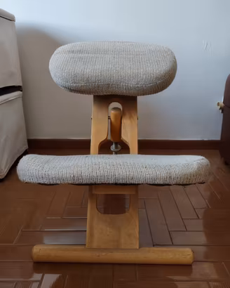 Sgabello/sedia svedese ergonomica