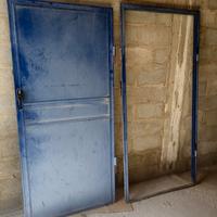 porta in ferro