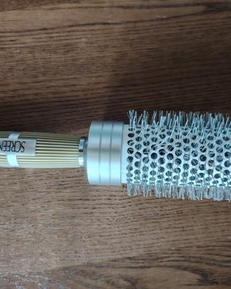 spazzola styling capelli