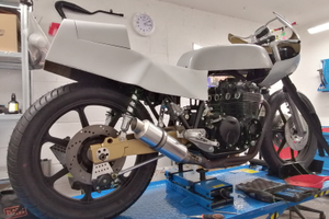 Honda cb 550 four super sport