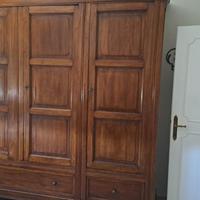 armadio legno stile liberty