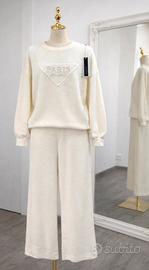 Completo in maglia con 25% cashmere nuovo