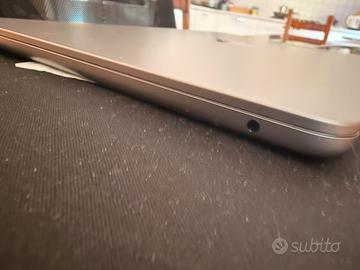 Macbook air M2 13”