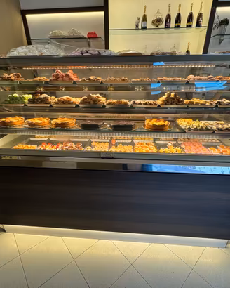 arredamento pasticceria gelateria 