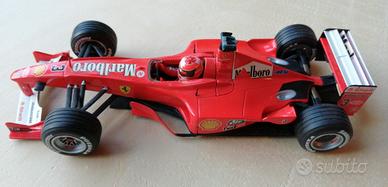 Ferrari F2000 scala 1/18. 