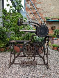 Macchina da cucire calzolaio d'epoca