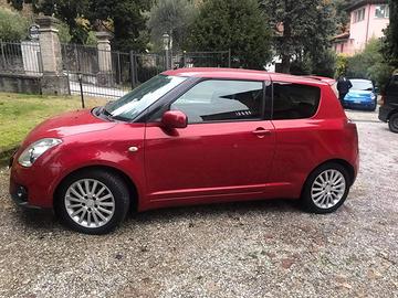 SUZUKI 1600 Sport Swift