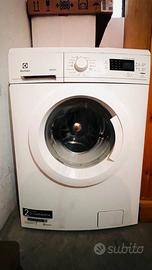Lavatrice Electrolux TimeCare 6 kg, 1200 giri, ott