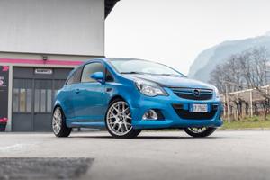 Opel corsa d opc 220cv