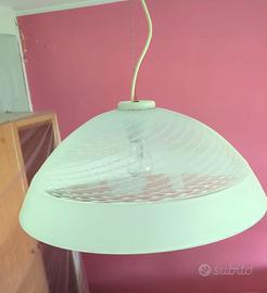 Lampadario in vetro di murano lavorato 