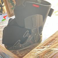 Scarpone tutore post operazione