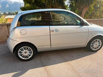 Lancia Y Multijet anno  2011