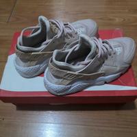 Scarpe Nike huarache donna rosa