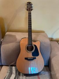 Chitarra acustica Takamine